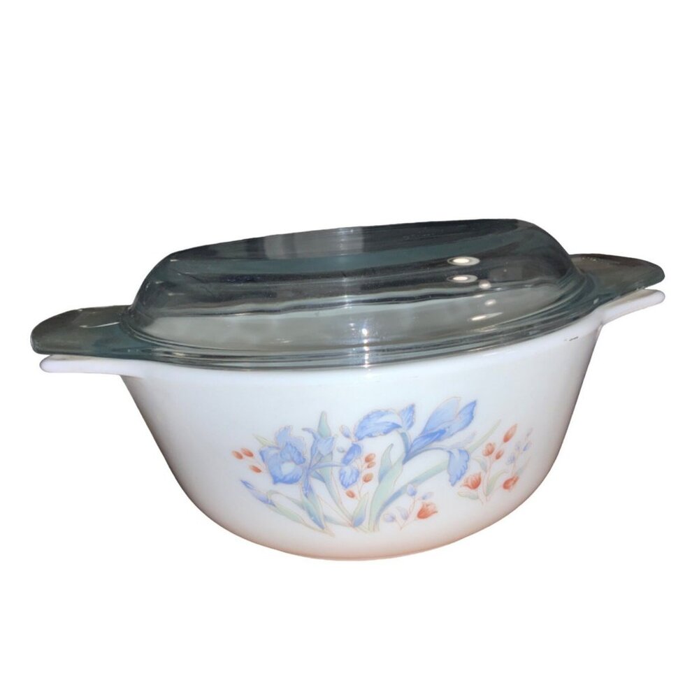 Pyrex 8 Inch Round Blue Iris Casserole Serving Dish Mixing Bowl with Lid England
